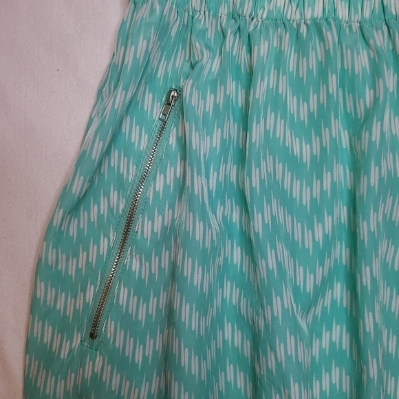 Feathers Aztec Print Sleeveless Mini Dress w/ Zipper Pockets, Blue White, Small - Picture 6 of 15